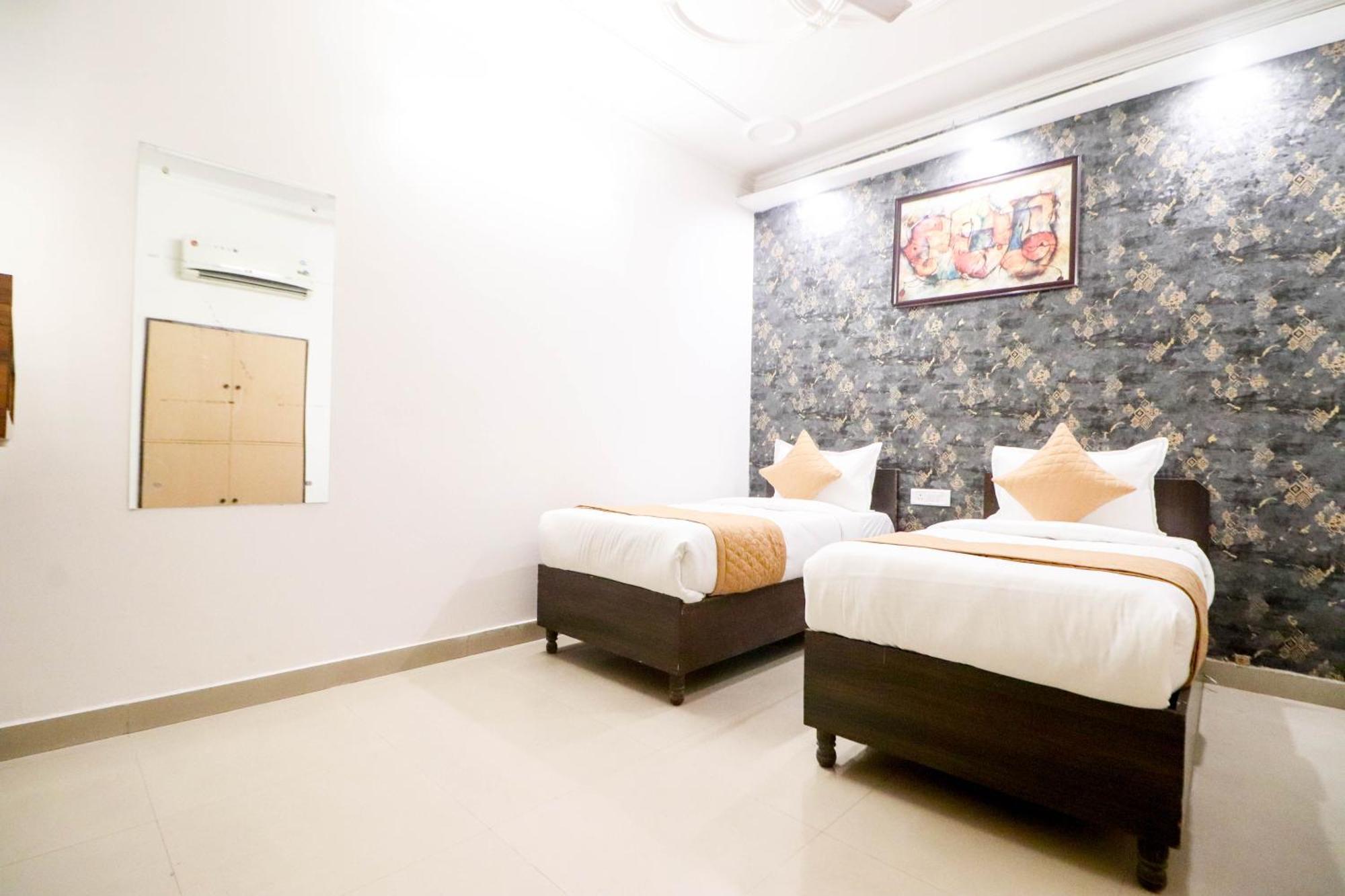 Hotel Stay Villa Delhi Airport Neu-Delhi Exterior foto