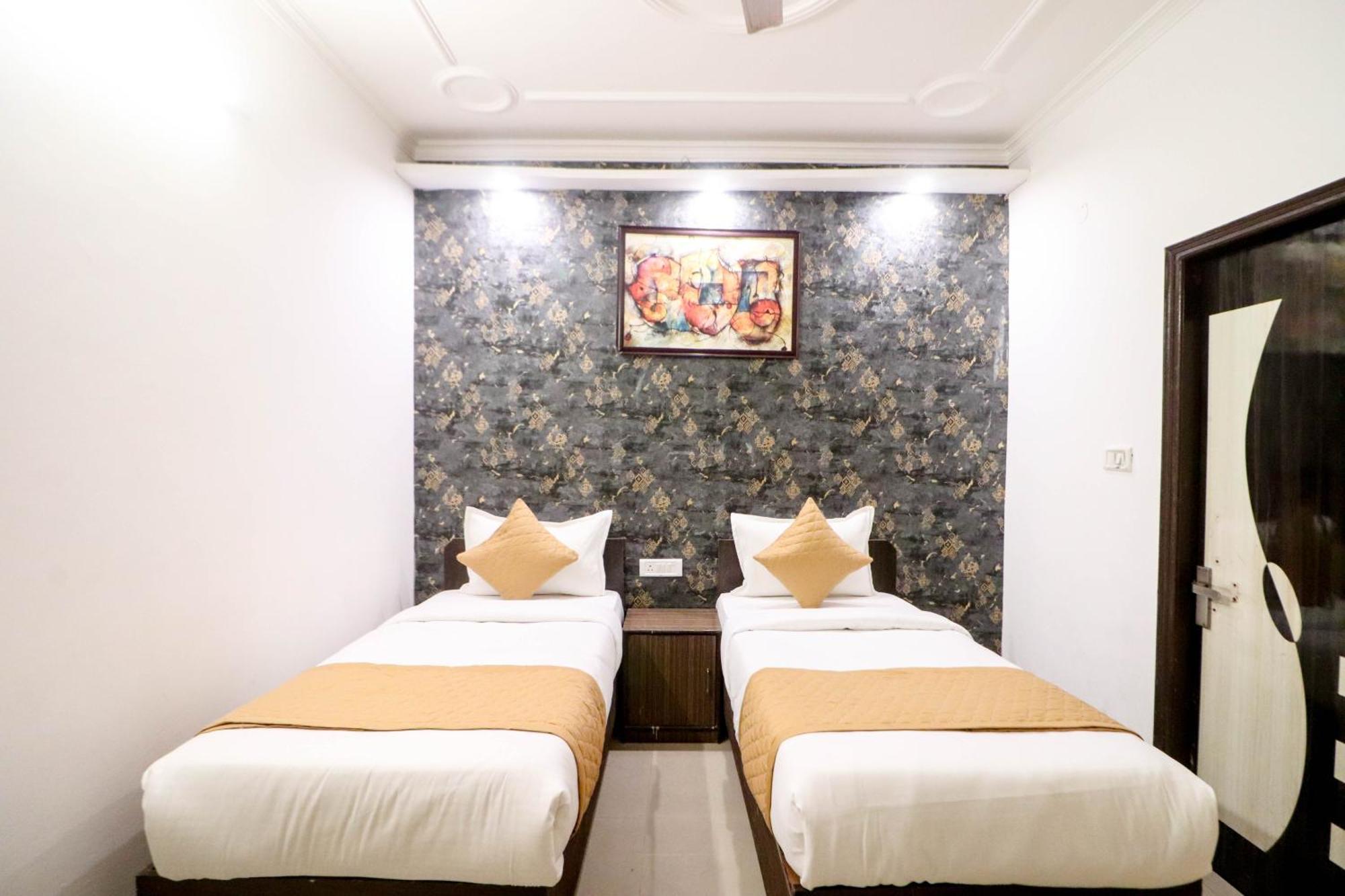 Hotel Stay Villa Delhi Airport Neu-Delhi Exterior foto